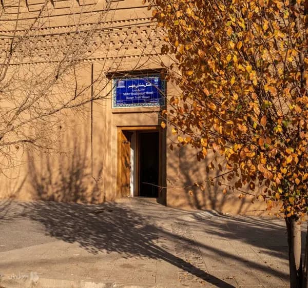 تصویر نمای بیرونی هتل سنتی مهر یزد نمای بیرونی هتل سنتی مهر یزد